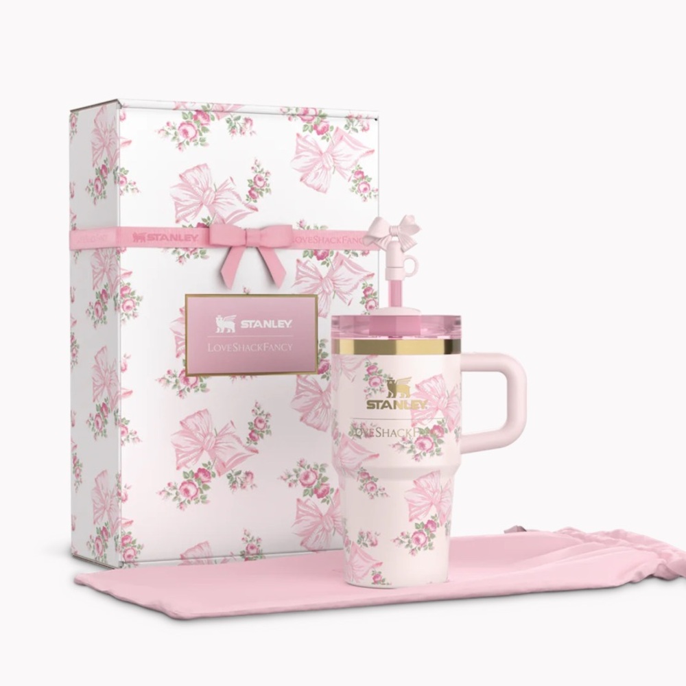 THE STANLEY X LOVESHACKFANCY HOLIDAY QUENCHER | 20 OZ